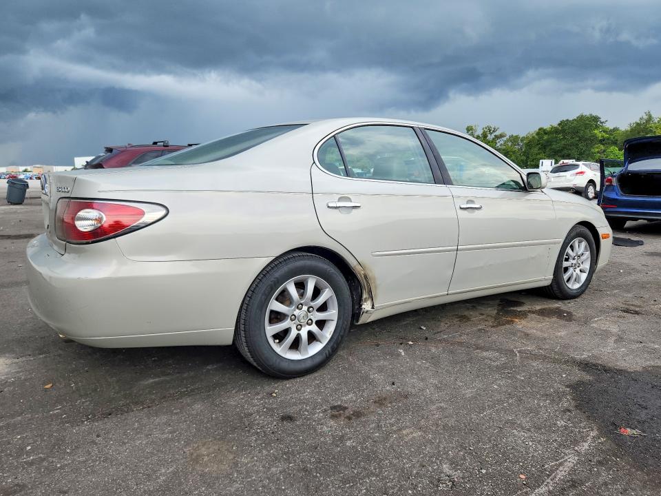 Photo 3 from auction – 2003 LEXUS ES with VIN JTHBF30G835040760