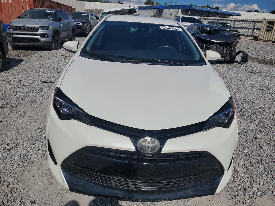 Фото 5 с аукциона – 2017 TOYOTA COROLLA с VIN 5YFBURHE1HP649907