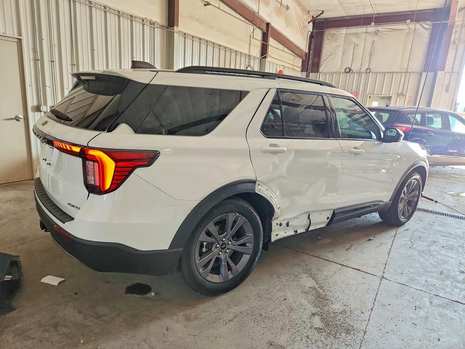 Zdjęcie 3 z aukcji – 2026 FORD EXPLORER z VIN 1FMUK8DH9TGB40422