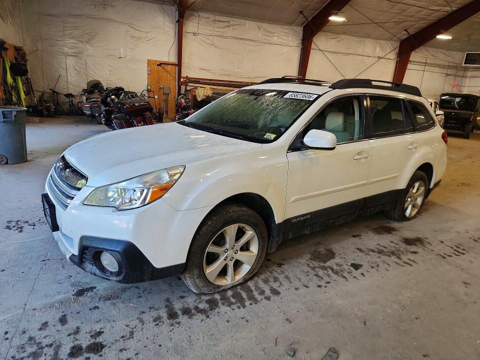 SUBARU OUTBACK 2014 with VIN 4S4BRBMCXE3323052 - Photo from auction