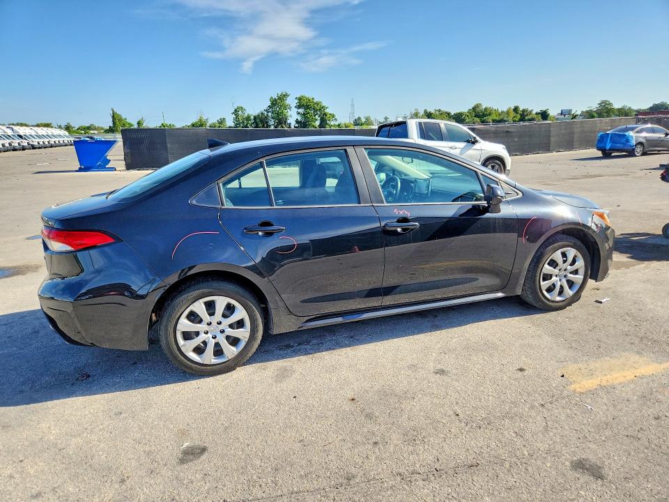 Photo 3 from auction – 2020 TOYOTA COROLLA with VIN 5YFEPRAE9LP066458