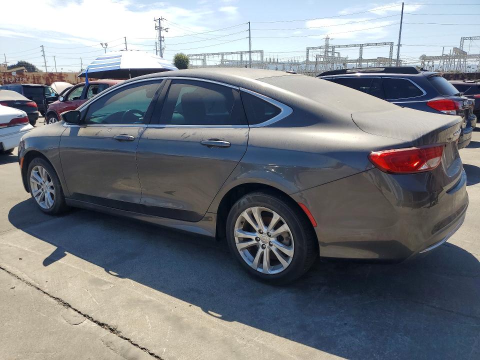 Photo 2 from auction – 2015 CHRYSLER 200 with VIN 1C3CCCAB3FN687559