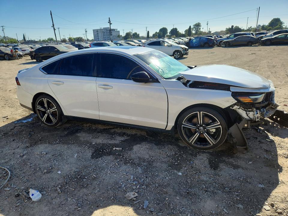Photo 4 from auction – 2025 HONDA ACCORD with VIN 2HGCY2F55SA032025