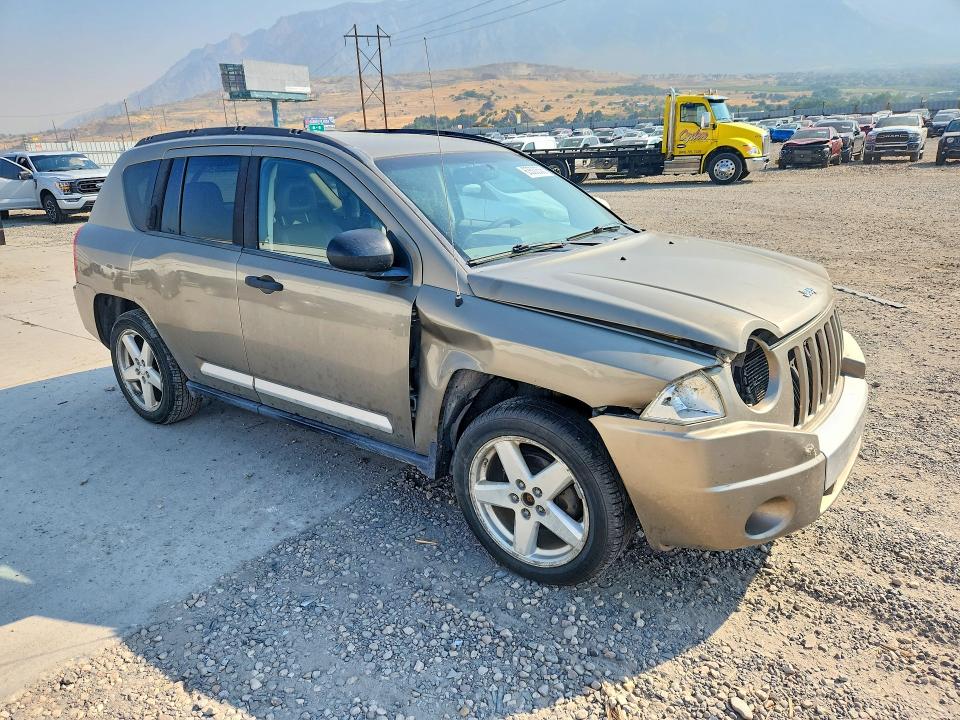Photo 4 from auction – 2007 JEEP COMPASS with VIN 1J8FF57W37D209194