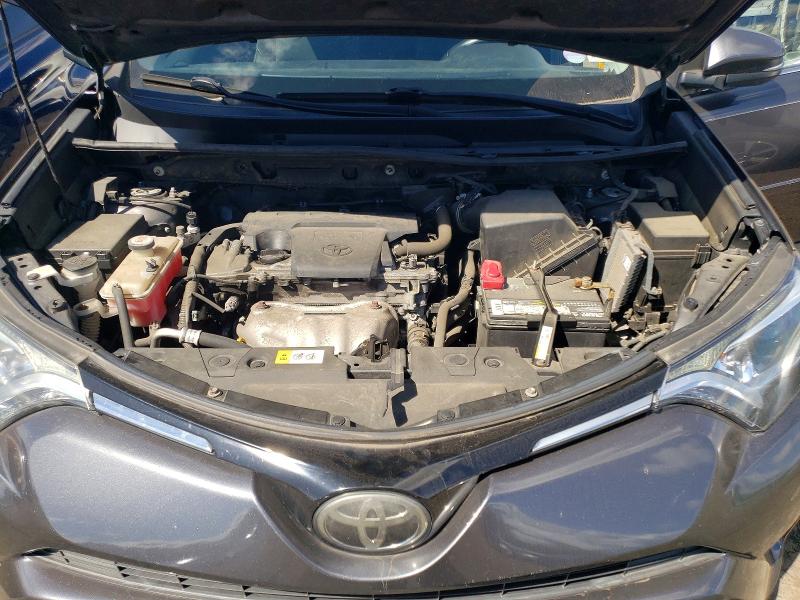 صورة رقم 11 من المزاد - 2017 TOYOTA RAV4 مع VIN JTMRFREV0HJ138531