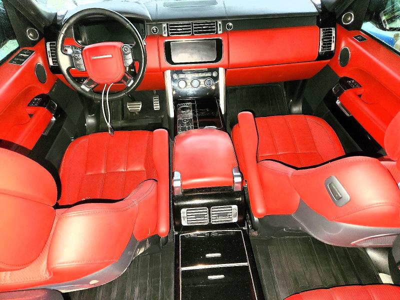 Photo 8 from auction – 2017 LAND ROVER RANGE ROVER with VIN SALGV2FE5HA336823