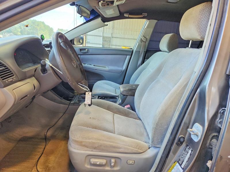 Photo 7 from auction – 2004 TOYOTA CAMRY with VIN 4T1BE32K94U891071