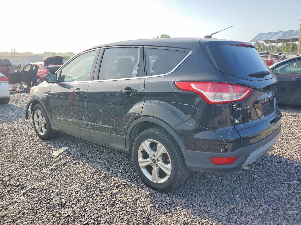 Photo 2 from auction – 2016 FORD ESCAPE with VIN 1FMCU0G72GUB46290