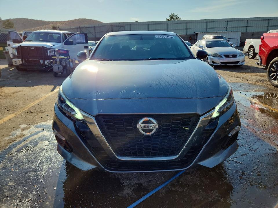 Photo 5 from auction – 2019 NISSAN ALTIMA with VIN 1N4BL4CV8KC122837