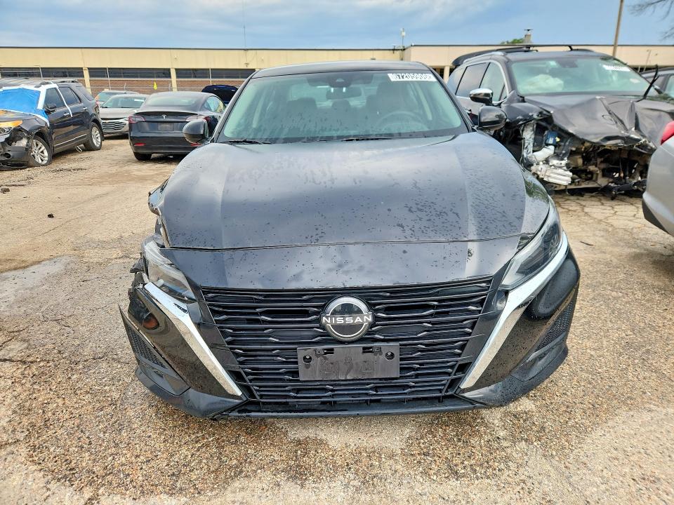 Photo 5 from auction – 2023 NISSAN ALTIMA with VIN 1N4BL4BV5PN385669