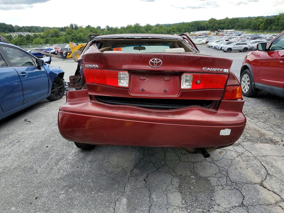 Photo 6 from auction – 2001 TOYOTA CAMRY with VIN 4T1BG22K61U101855