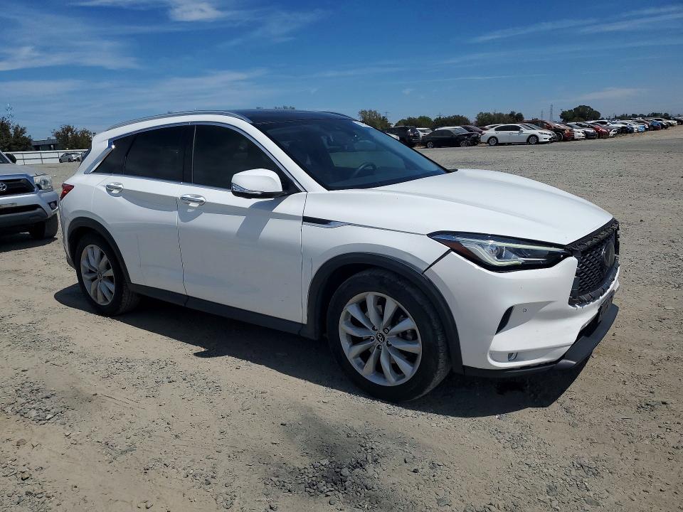 Photo 4 from auction – 2019 INFINITI QX50 with VIN 3PCAJ5M17KF108539