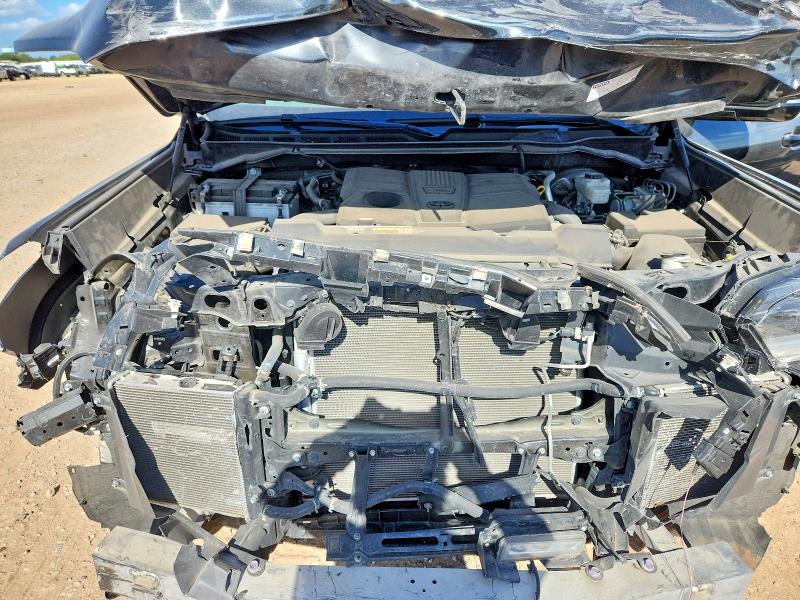 Photo 11 from auction – 2023 TOYOTA TUNDRA with VIN 5TFLA5DB3PX108214