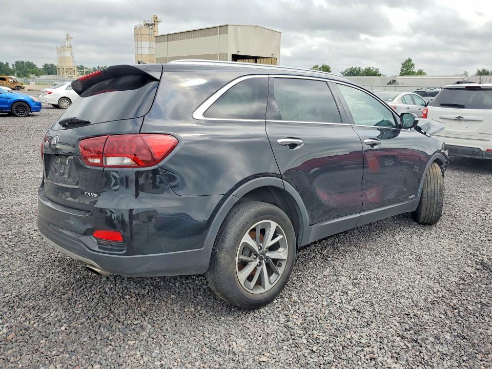 Photo 3 from auction – 2019 KIA SORENTO with VIN 5XYPHDA59KG444094
