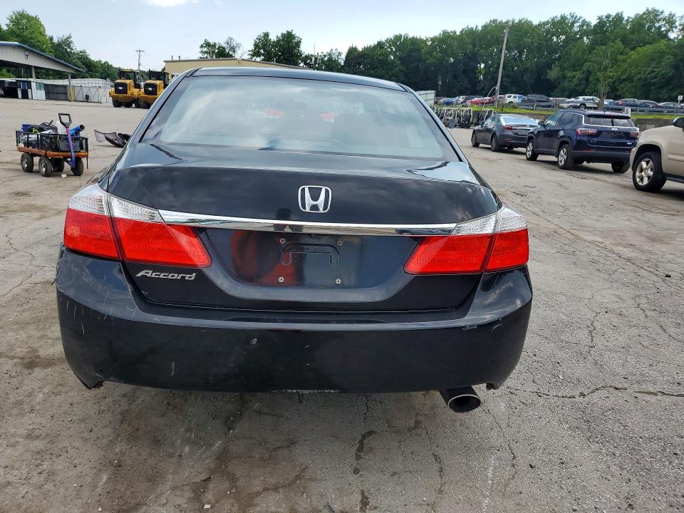 Photo 6 from auction – 2013 HONDA ACCORD with VIN 1HGCR2F35DA114125