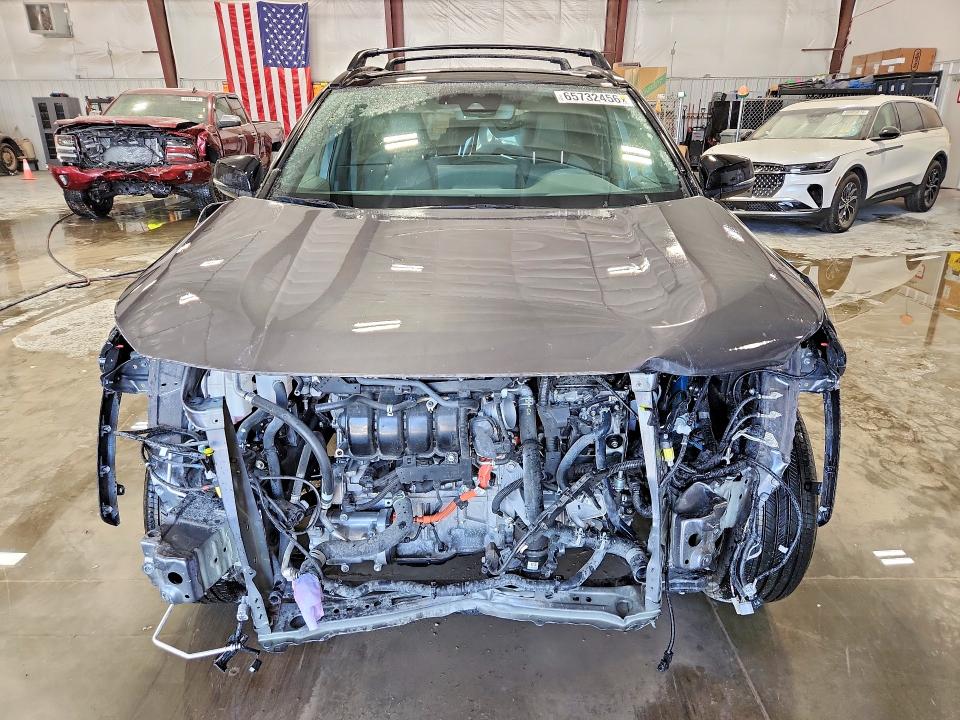 Zdjęcie 5 z aukcji – 2025 TOYOTA RAV4 z VIN 4T3E6RFVXSU180453