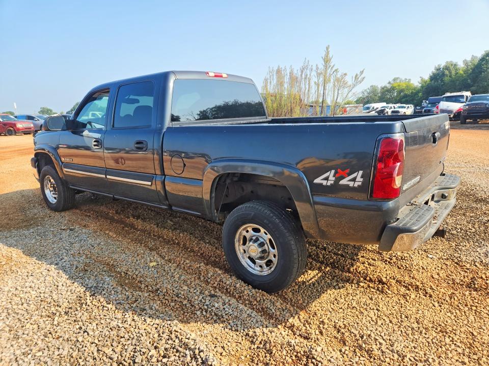 Photo 2 from auction – 2004 CHEVROLET SILVERADO with VIN 1GCHK23U54F256516