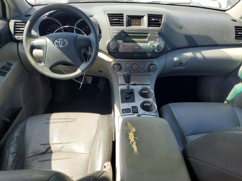 Photo 8 from auction – 2011 TOYOTA HIGHLANDER with VIN 5TDBK3EH4BS085640