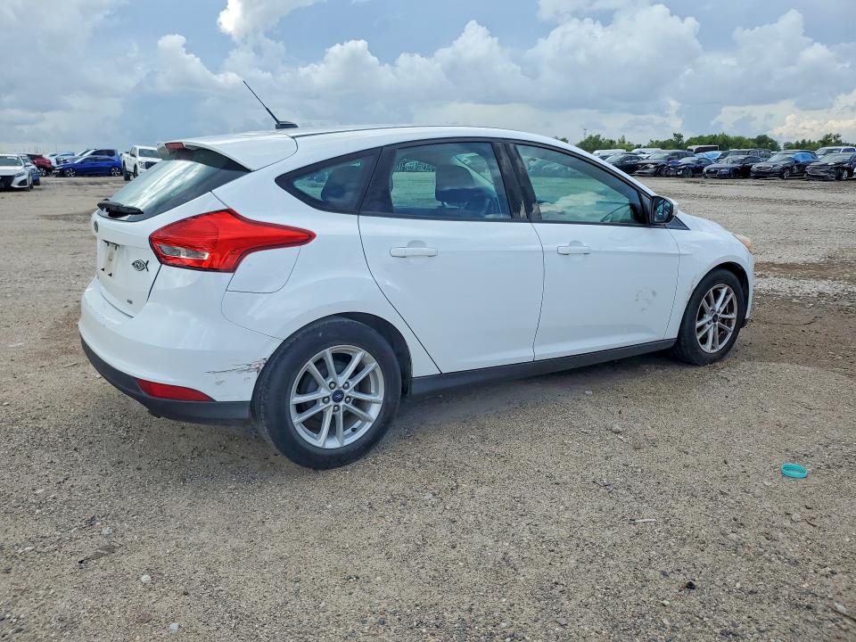 Photo 3 from auction – 2017 FORD FOCUS with VIN 1FADP3K22HL307585
