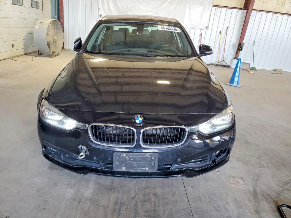 Photo 5 from auction – 2016 BMW 320 with VIN WBA8A3C57GK690379