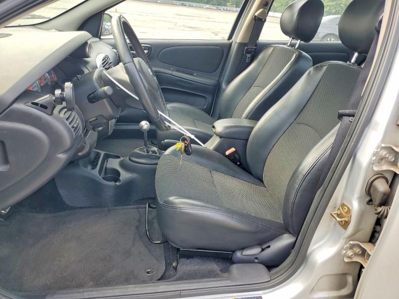 Photo 7 from auction – 2004 DODGE NEON with VIN 1B3AS66S04D505854