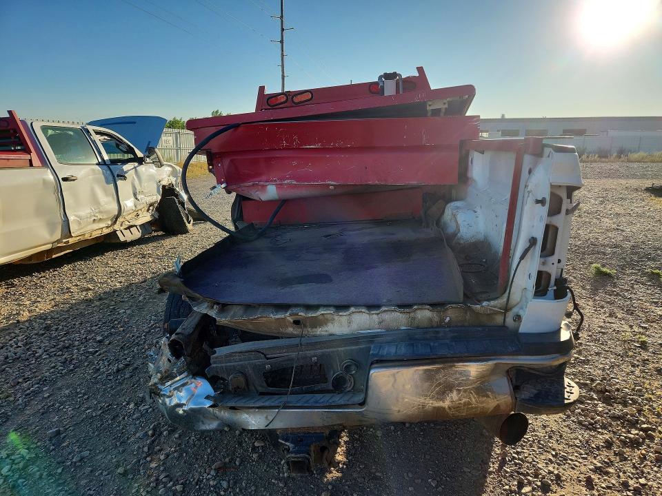 Photo 6 from auction – 2018 CHEVROLET SILVERADO with VIN 1GC4KYEY8JF279947