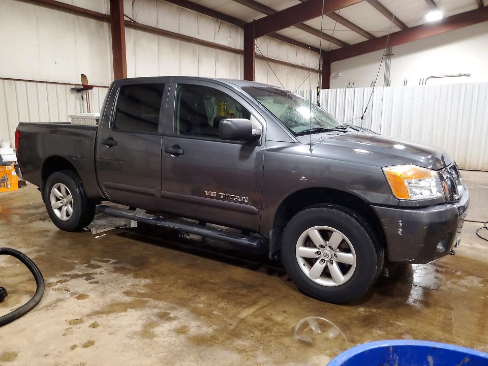 Photo 4 from auction – 2012 NISSAN TITAN with VIN 1N6AA0ECXCN314294