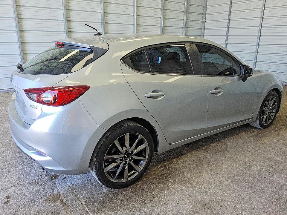 Photo 3 from auction – 2018 MAZDA 3 with VIN 3MZBN1L36JM210541
