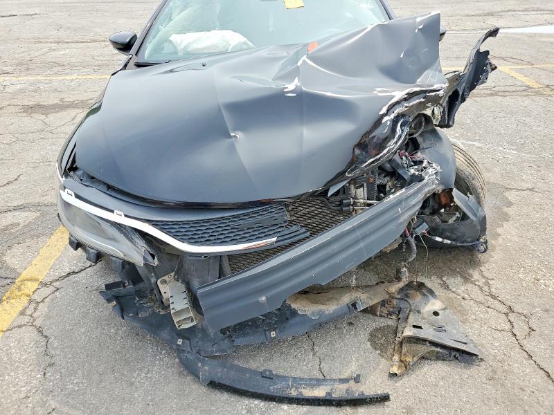 Photo 11 from auction – 2015 CHRYSLER 200 with VIN 1C3CCCABXFN700131