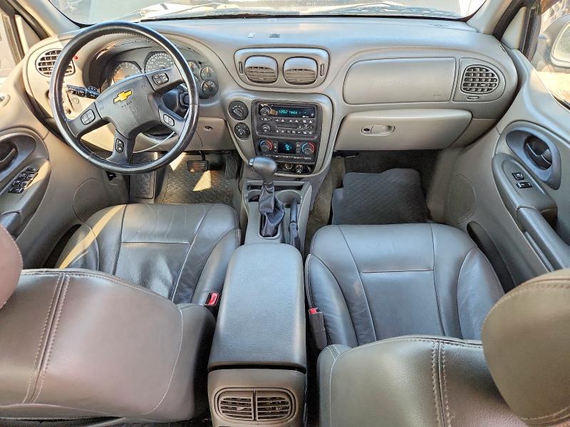 Photo 8 from auction – 2002 CHEVROLET TRAILBLAZER with VIN 1GNDT13S922504363