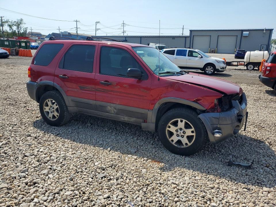 Photo 4 from auction – 2005 FORD ESCAPE with VIN 1FMYU03155KA25639