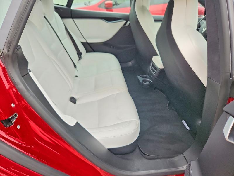 Снимка 10 от търг – 2019 TESLA MODEL S с VIN 5YJSA1E25KF343753