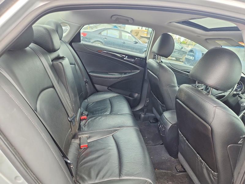 Photo 10 from auction – 2013 HYUNDAI SONATA with VIN 5NPEC4AC0DH589704