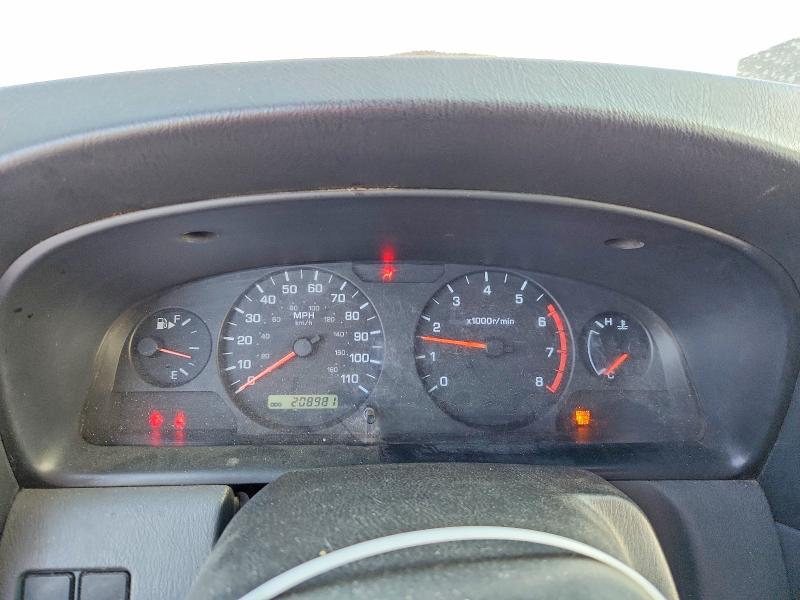 Photo 9 from auction – 2001 NISSAN FRONTIER with VIN 1N6DD21S51C363585