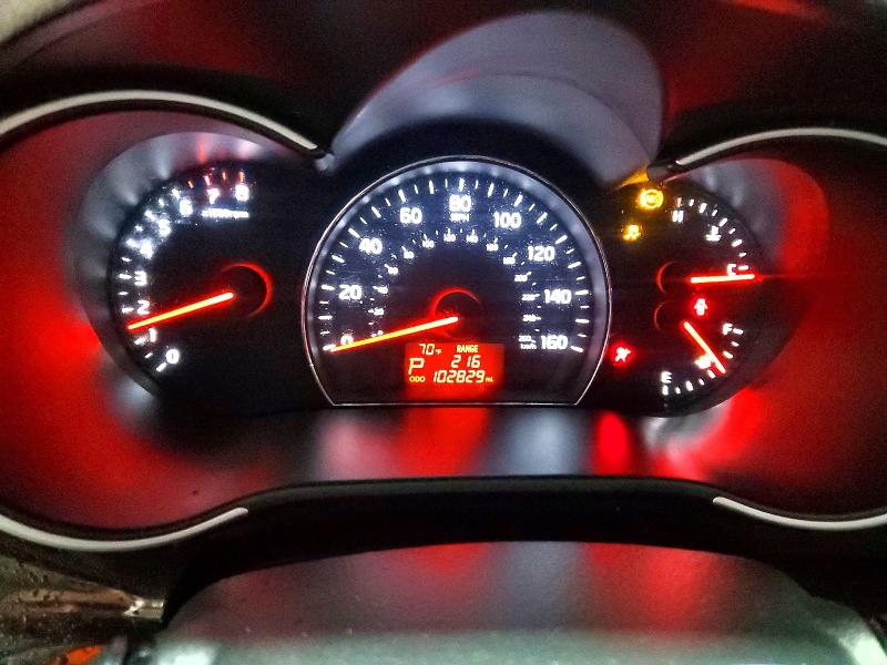 Photo 9 from auction – 2015 KIA SORENTO with VIN 5XYKT3A67FG599762