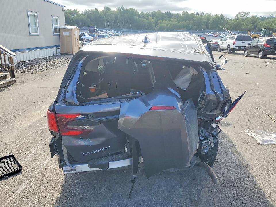 Photo 6 from auction – 2025 HONDA ODYSSEY with VIN 5FNRL6H68SB082798