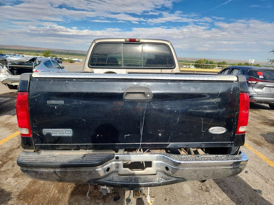 Photo 6 from auction – 2002 FORD F250 with VIN 1FTNW21F72EB28843