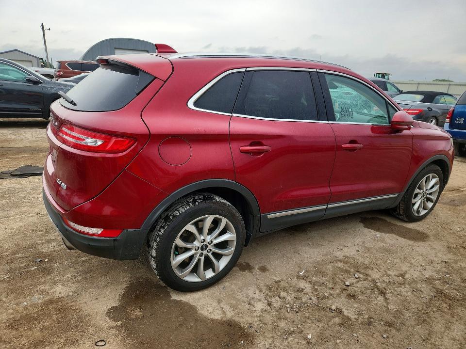 Photo 3 from auction – 2016 LINCOLN MKC with VIN 5LMCJ2D99GUJ27260