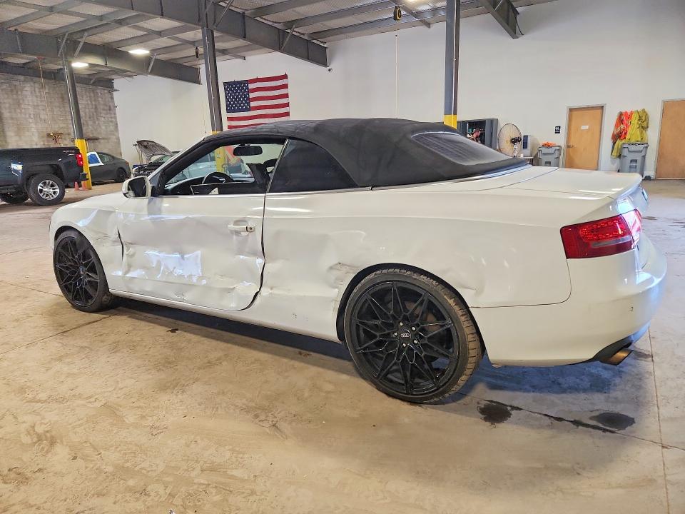 Photo 2 from auction – 2010 AUDI A5 with VIN WAULFAFH0AN013458