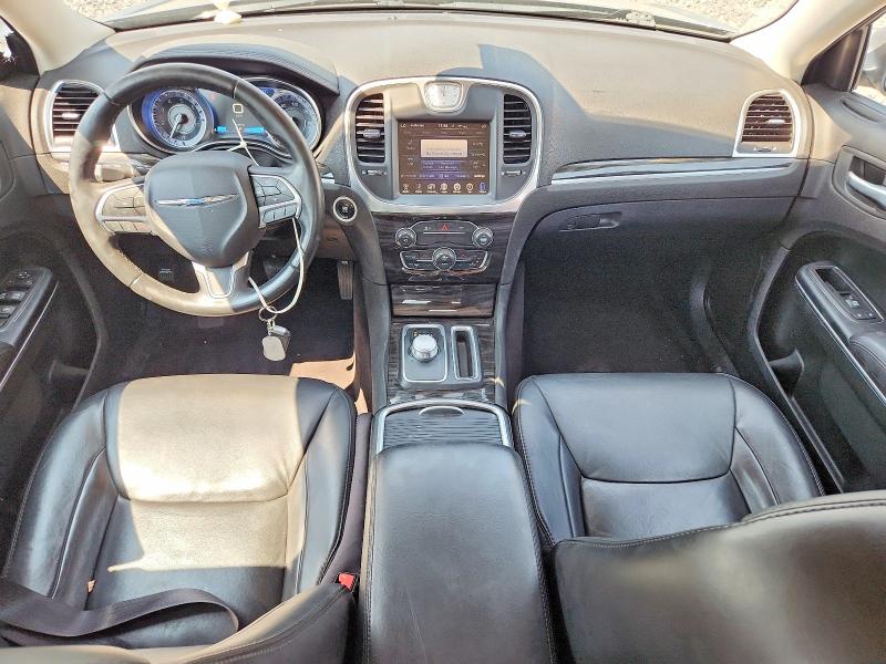 Photo 8 from auction – 2016 CHRYSLER 300 with VIN 2C3CCAAG7GH252375
