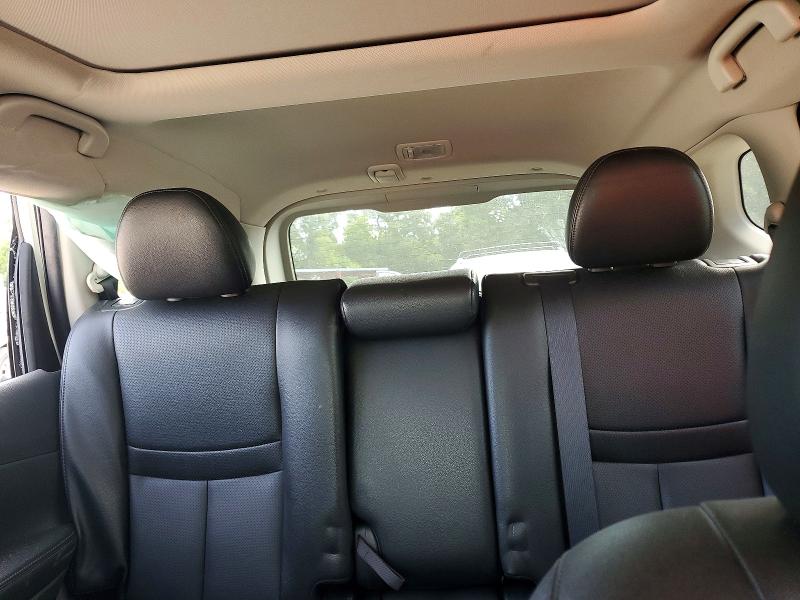 Photo 10 from auction – 2017 NISSAN ROGUE with VIN 5N1AT2MT3HC877390