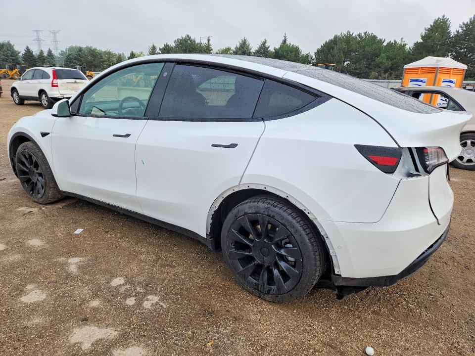 Photo 2 from auction – 2021 TESLA MODEL Y with VIN 5YJYGDEE5MF209235