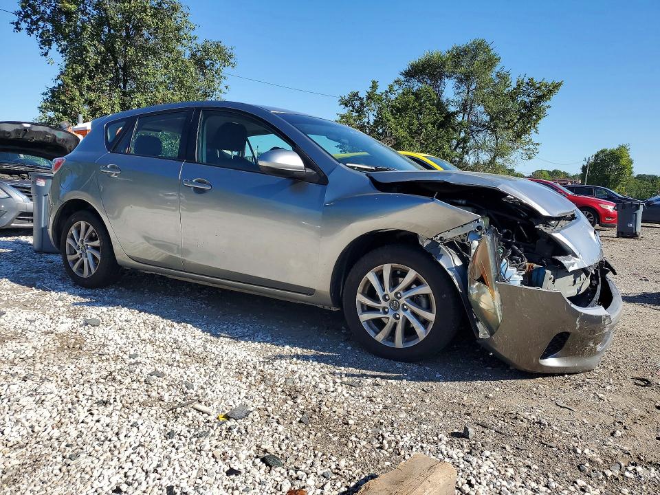 Photo 4 from auction – 2013 MAZDA 3 with VIN JM1BL1M74D1833801