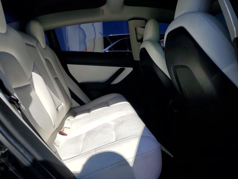 Photo 10 from auction – 2019 TESLA MODEL 3 with VIN 5YJ3E1EB1KF393297