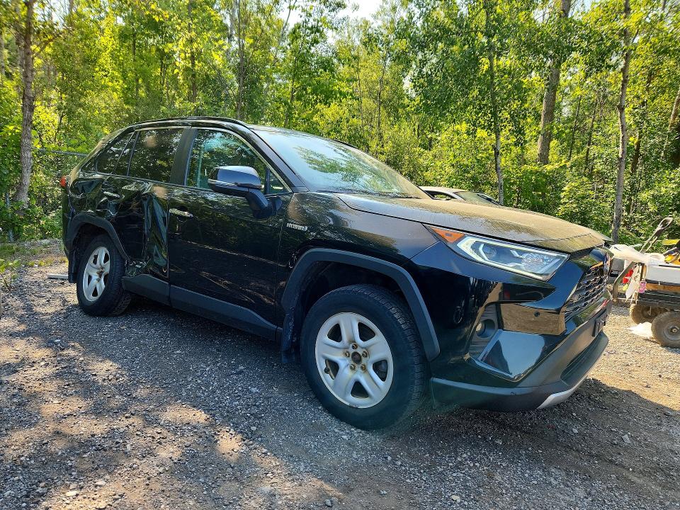 Photo 4 from auction – 2020 TOYOTA RAV4 with VIN 2T3DWRFV4LW078952