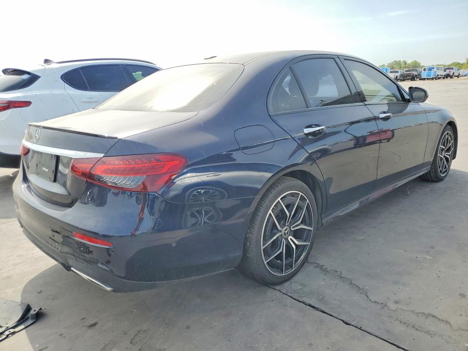 Photo 3 from auction – 2023 MERCEDES-BENZ E with VIN W1KZF8DB7PB146609