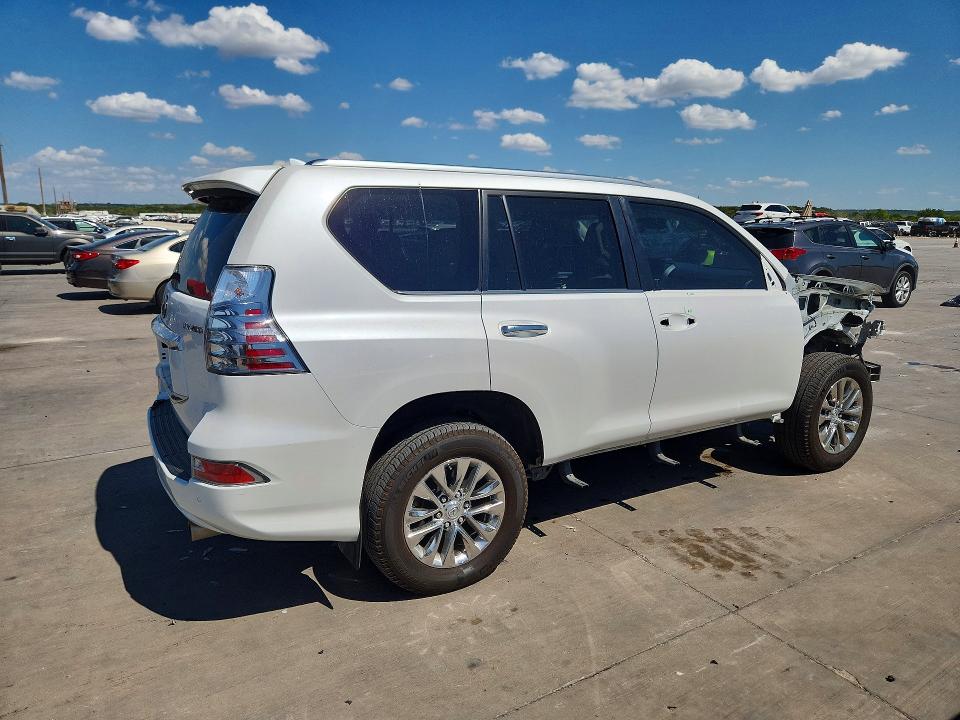 Photo 3 from auction – 2023 LEXUS GX with VIN JTJAM7BX9P5356680