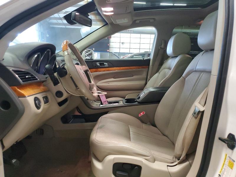 Photo 7 from auction – 2012 LINCOLN MKT with VIN 2LMHJ5AT4CBL50207