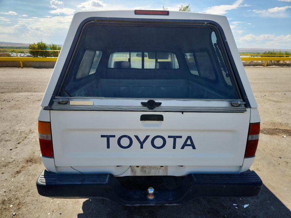 Photo 6 from auction – 1994 TOYOTA PICKUP with VIN 4TARN81A4RZ201595
