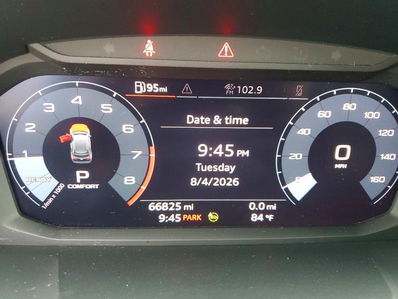 Photo 9 from auction – 2021 AUDI Q3 with VIN WA1DECF36M1038526